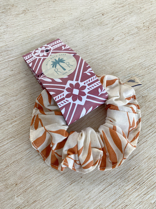 Scrunchie Eucalipto caramelo