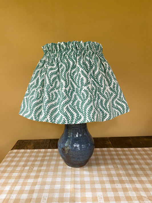 Saia para cúpula de abajur - Raminhos verde