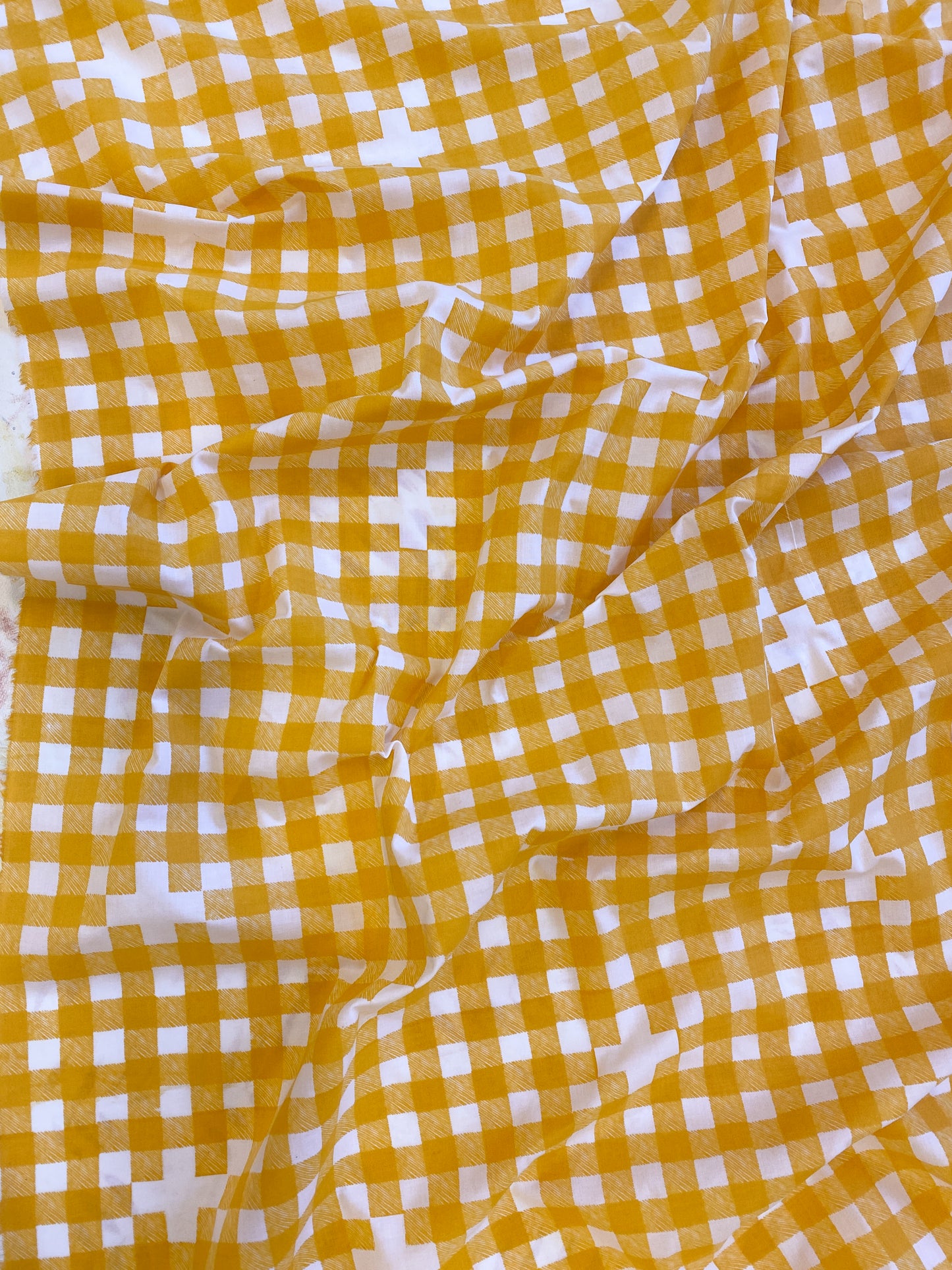 Tecido Vichy Bordado - Amarelo