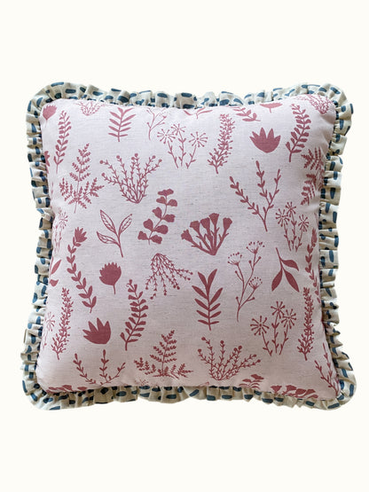 Almofada Herbário com babados Chuva - rosa + azul