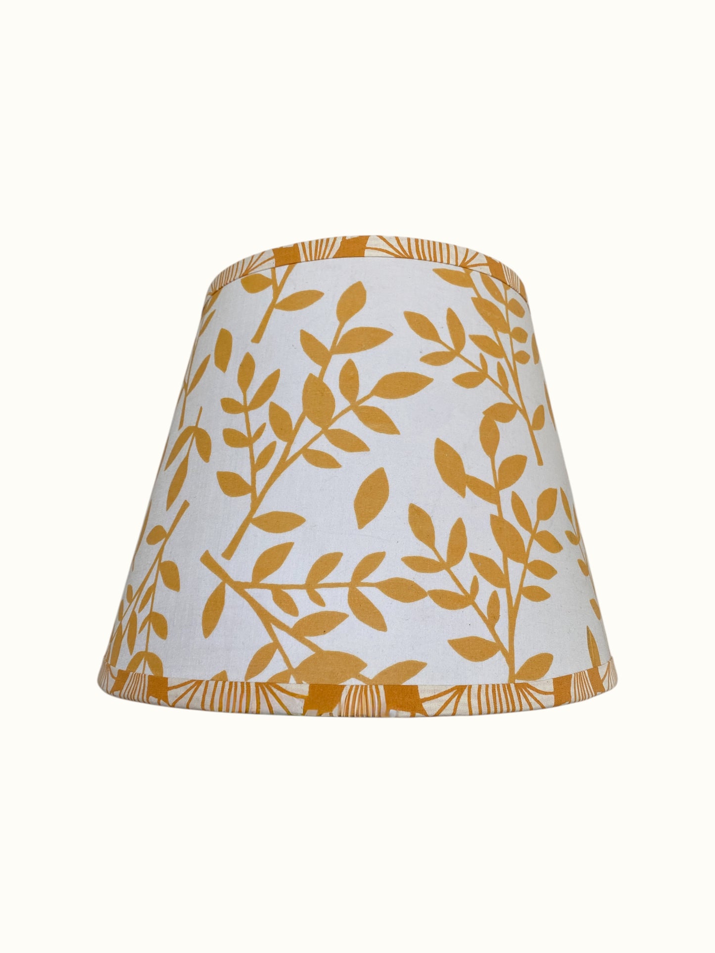 Cúpula M Folhinhas - Amarelo Açafrão